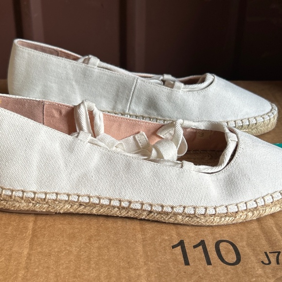 J.Crew Shoes Cream Canvas Lace-up Espadrille Women’s Flat 9 - Picture 1 of 8